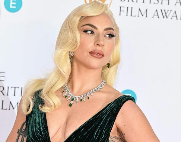 Oops! Η Lady Gaga επιβεβαίωσε κατά λάθος τον αρραβώνα της με τον Michael Polansky