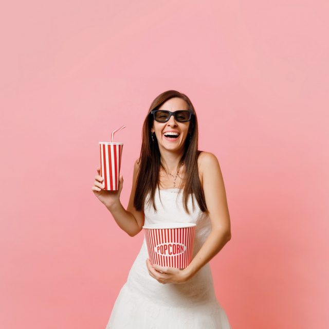 Laughing,Bride,Woman,In,Wedding,Dress,3d,Glasses,Watching,Movie